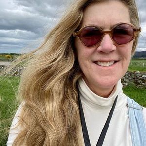 Meet your Posher, Cindy